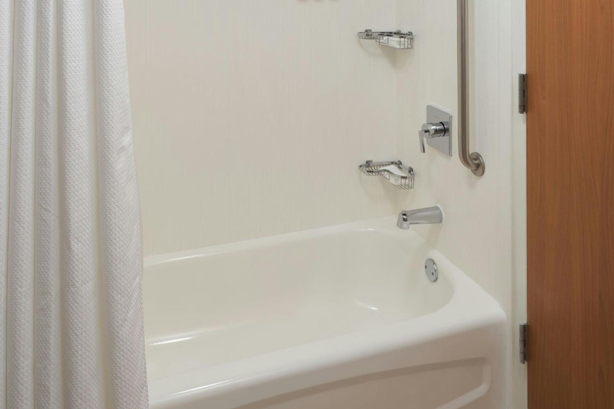 Courtyard By Marriott Fort Lauderdale Weston Bagian luar foto