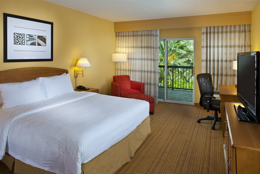 Courtyard By Marriott Fort Lauderdale Weston Bagian luar foto