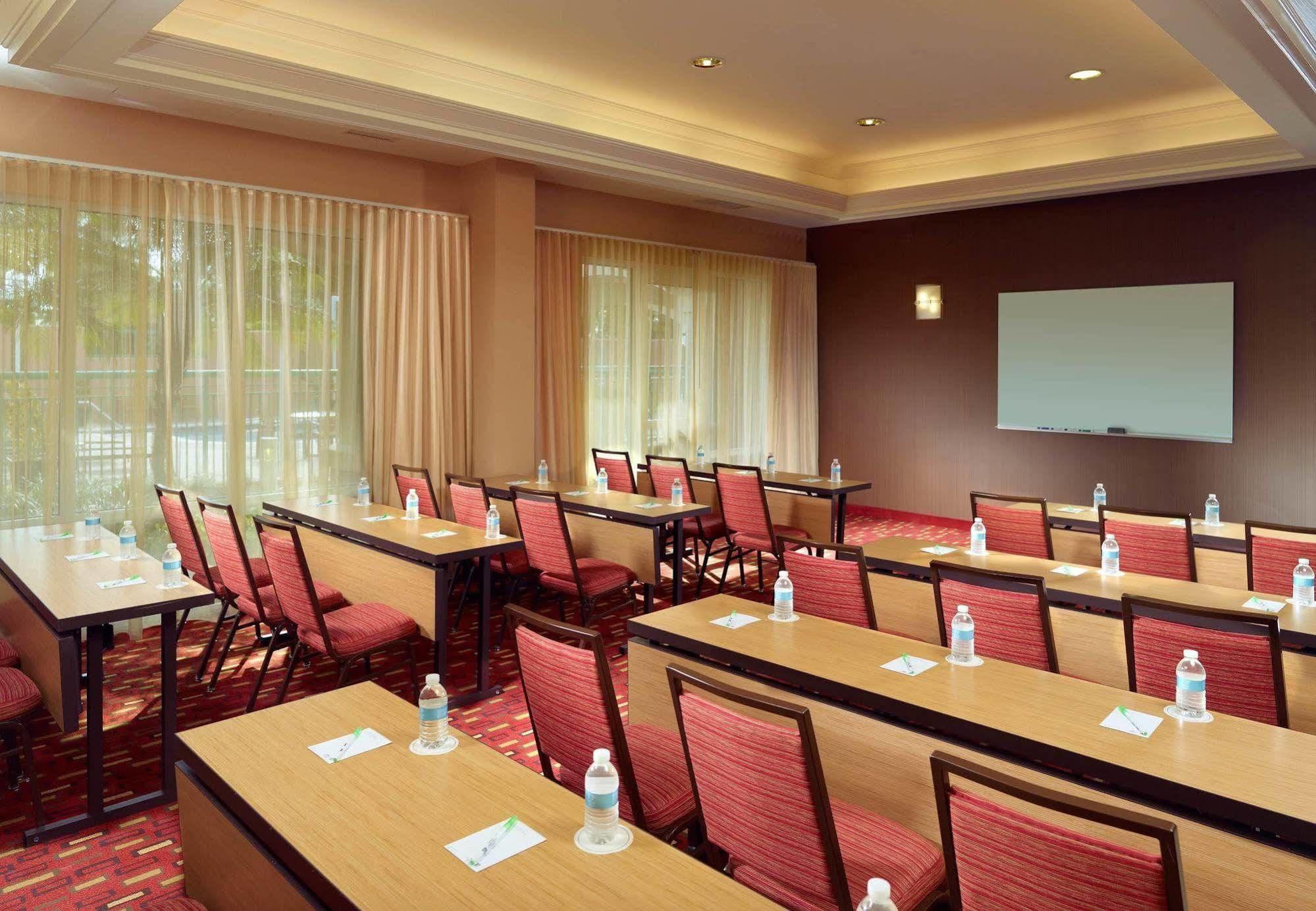 Courtyard By Marriott Fort Lauderdale Weston Bagian luar foto